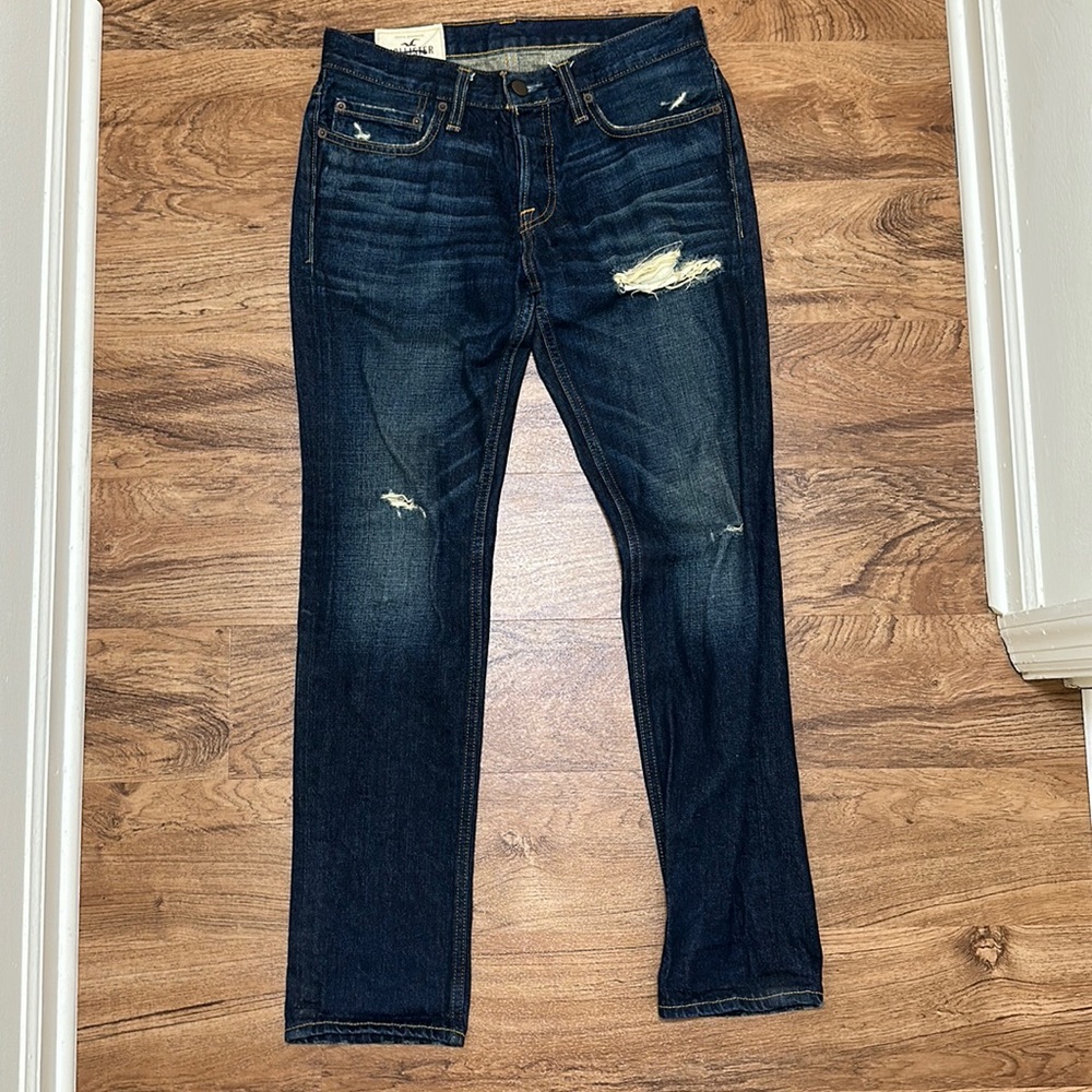 Hollister 30x30 men’s skinny jeans with tears